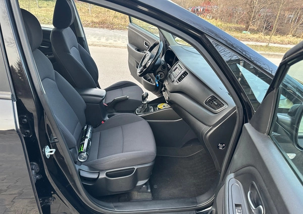 Kia Carens cena 36500 przebieg: 156110, rok produkcji 2014 z Malbork małe 407